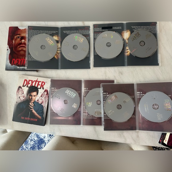 Complete series of Dexter - Picture 4 of 6